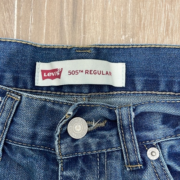 Levi’s 505 Denim Cutoff Shorts Size 8 - Picture 6 of 7